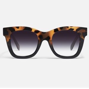 NEW QUAY After Hours Tortoise Shell Sunglasses